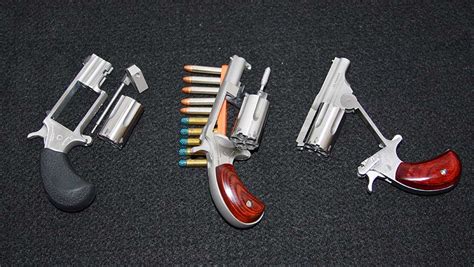 22 Magnum frame series and include the time tested design characteristics that are incorporated in all <b>NAA</b> <b>Mini-Revolvers</b>. . Naa mini revolver used in self defense